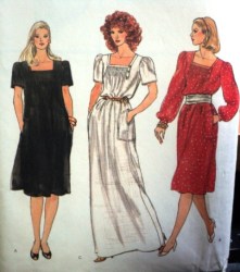 8297 70s VOGUE PULLOVER SS-LS TUCK DRESS LENGTHS PATTERN  12
